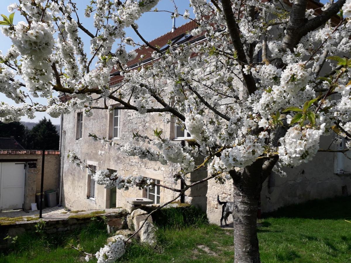 Le Relais Bed & Breakfast Revillon Exterior photo